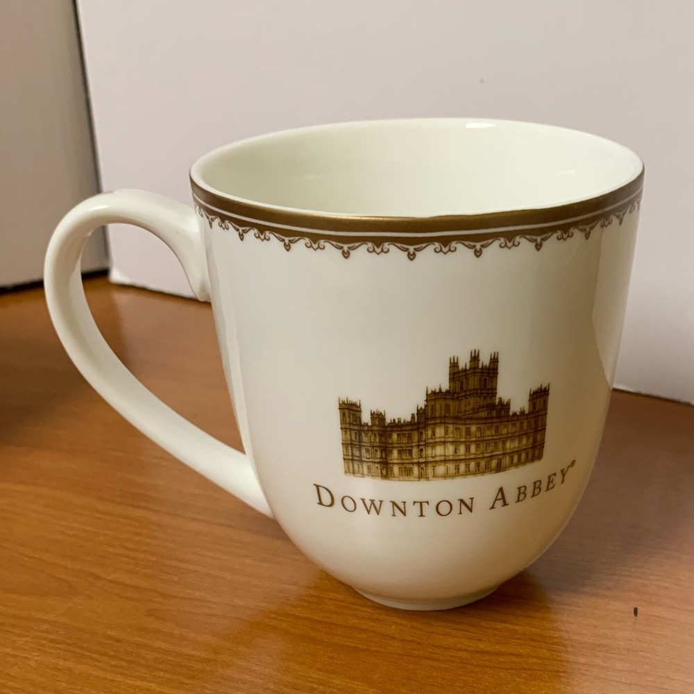 World Market Downtown Abby Coffe/Tea Cup In Box
